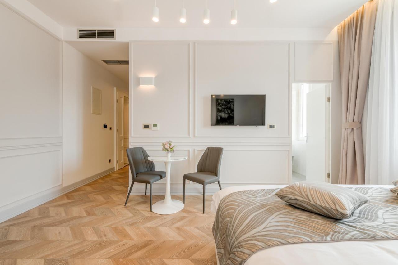 Luxury Rooms L'Avenue 2 Split Exterior photo